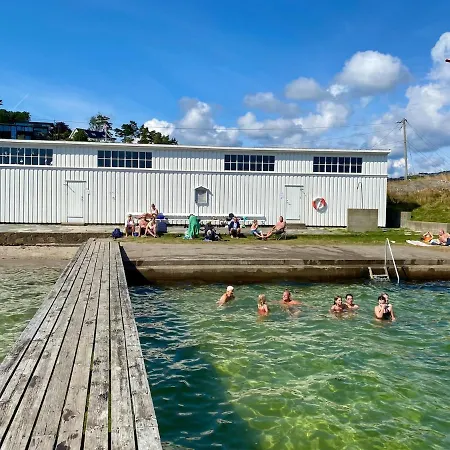 Apartman And Child-friendly House On The Sunny Side Of