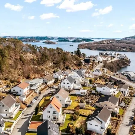 And Child-friendly House On The Sunny Side Of Farsund
